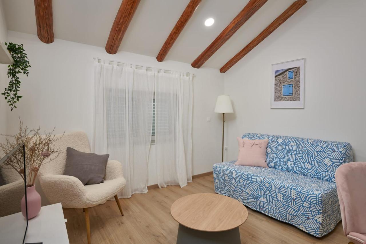 Apartments Maruna 챠브타트 외부 사진