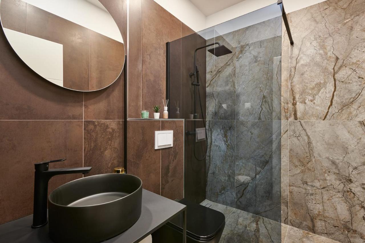 Apartments Maruna 챠브타트 외부 사진